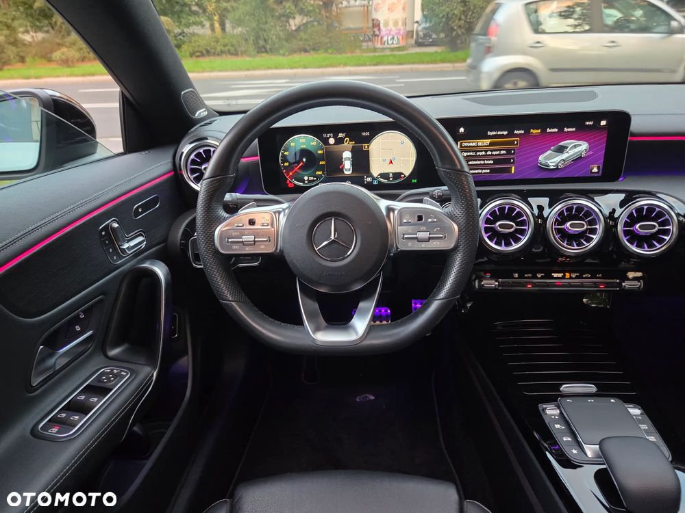 Mercedes-Benz CLA 220 4-Matic AMG Line 7G-DCT - 22