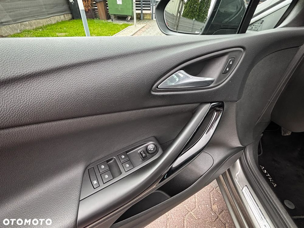 Opel Astra 1.6 D (CDTI) Start/Stop Sports Tourer Innovation - 10