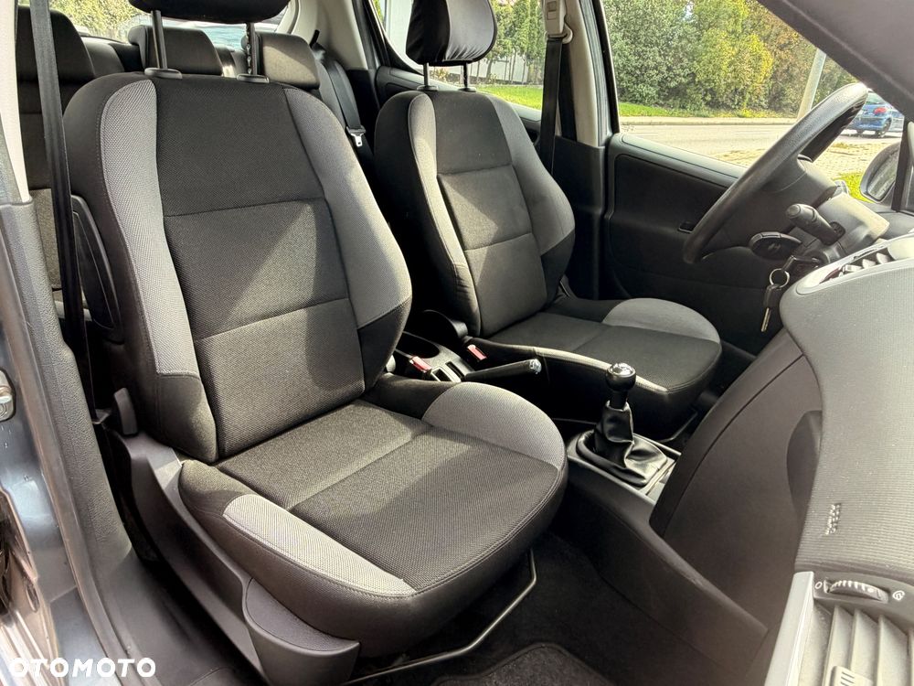 Peugeot 207 1.4 Active - 21