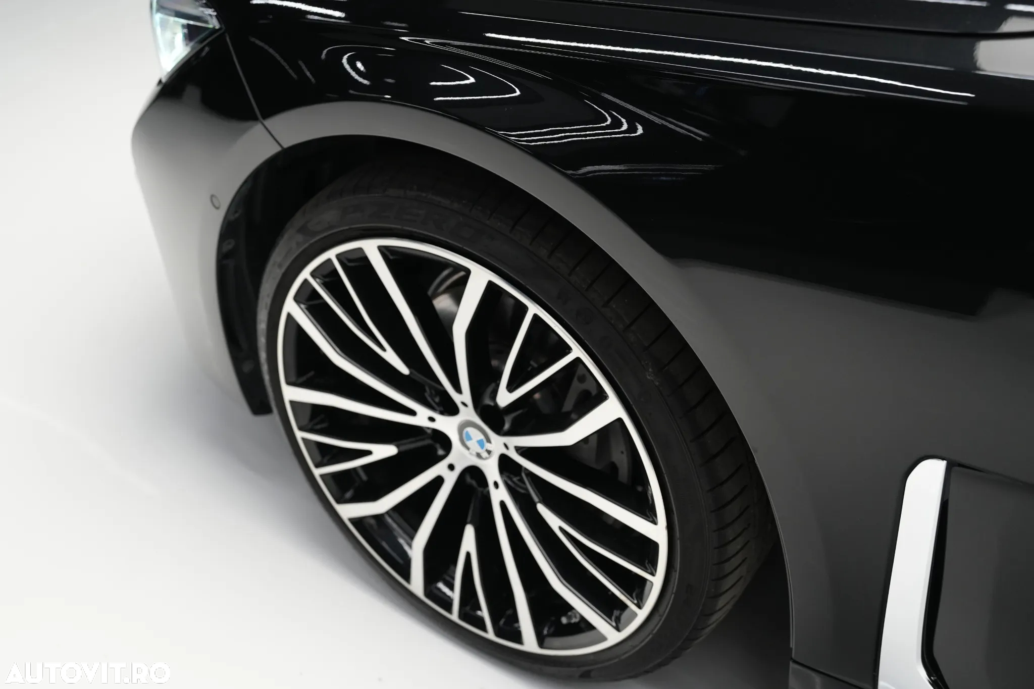 BMW Seria 7 730d - 12