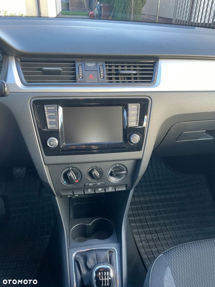 Skoda RAPID Spb 1.2 TSI Ambition - 15