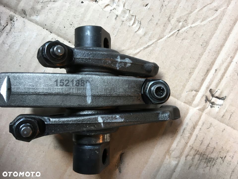 POPYCHACZ ROLKOWY SILNIKA SCANIA R 1438752 1438755 - 6