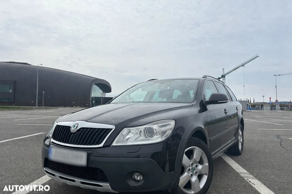 Skoda Octavia 2.0 TDI DPF 4x4 Scout - 1