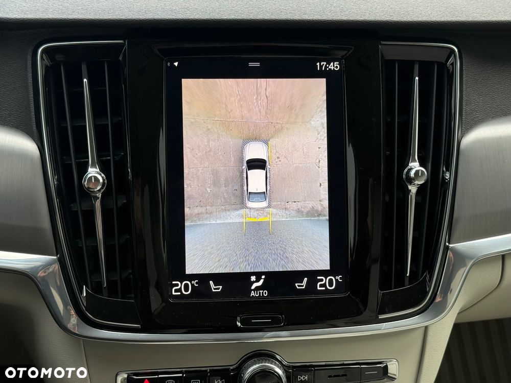 Volvo S90 D4 SCR Momentum Pro - 20