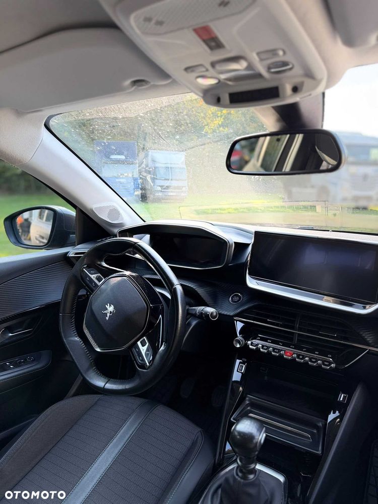 Peugeot 208 2020 photo 5