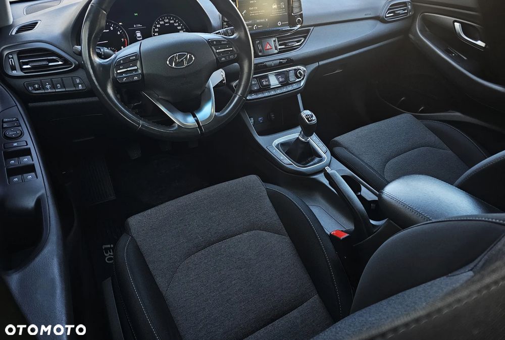 Hyundai i30 1.0 T-GDI Smart - 8