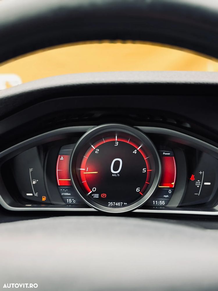 Volvo V40 D2 ECO Momentum - 10