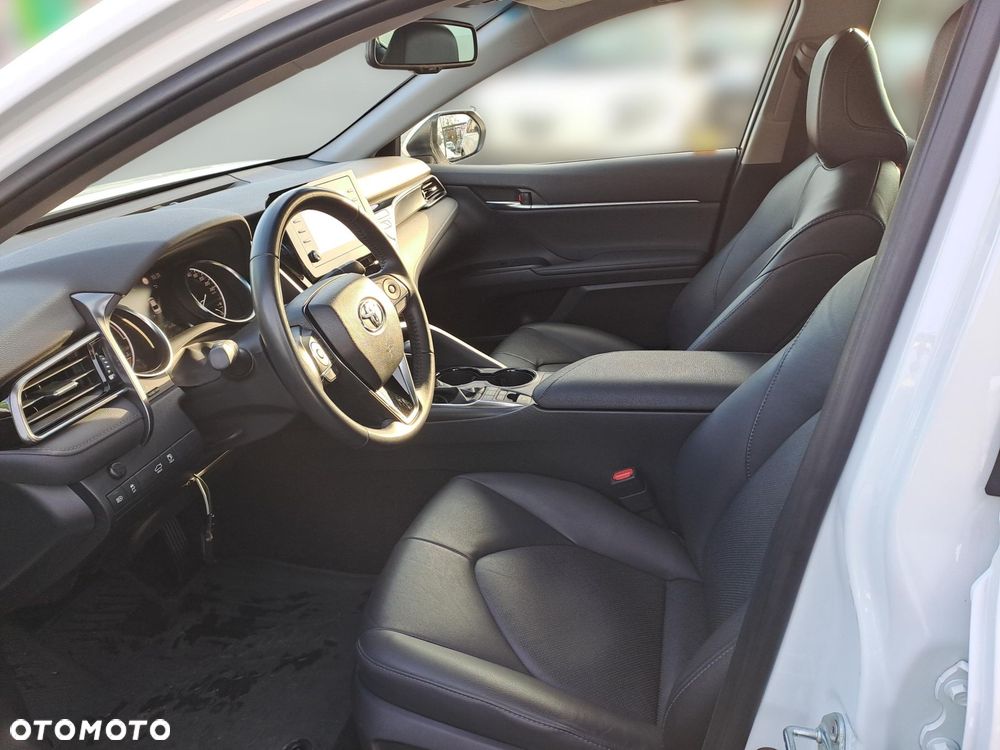 Toyota Camry 2.5 Hybrid Comfort CVT - 13