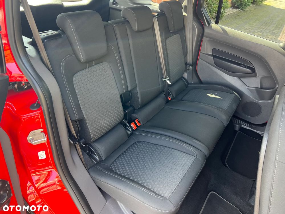 Ford Tourneo Connect - 26