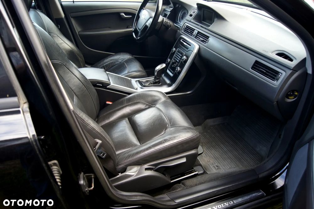 Volvo V70 T4 Powershift Kinetic - 21