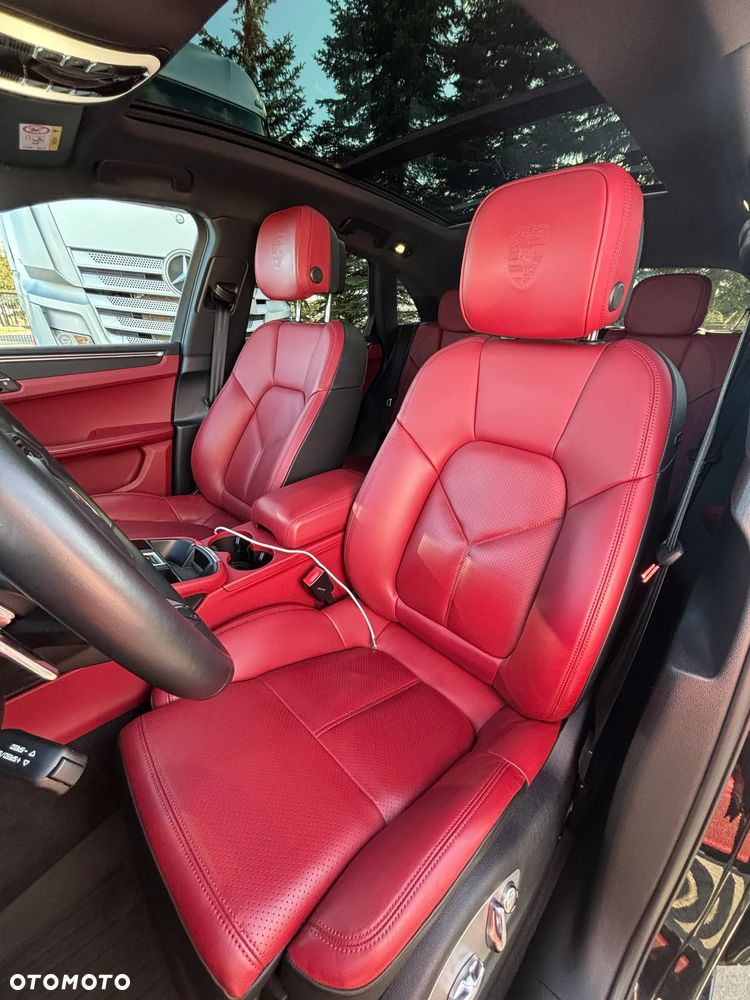 Porsche Macan T - 10