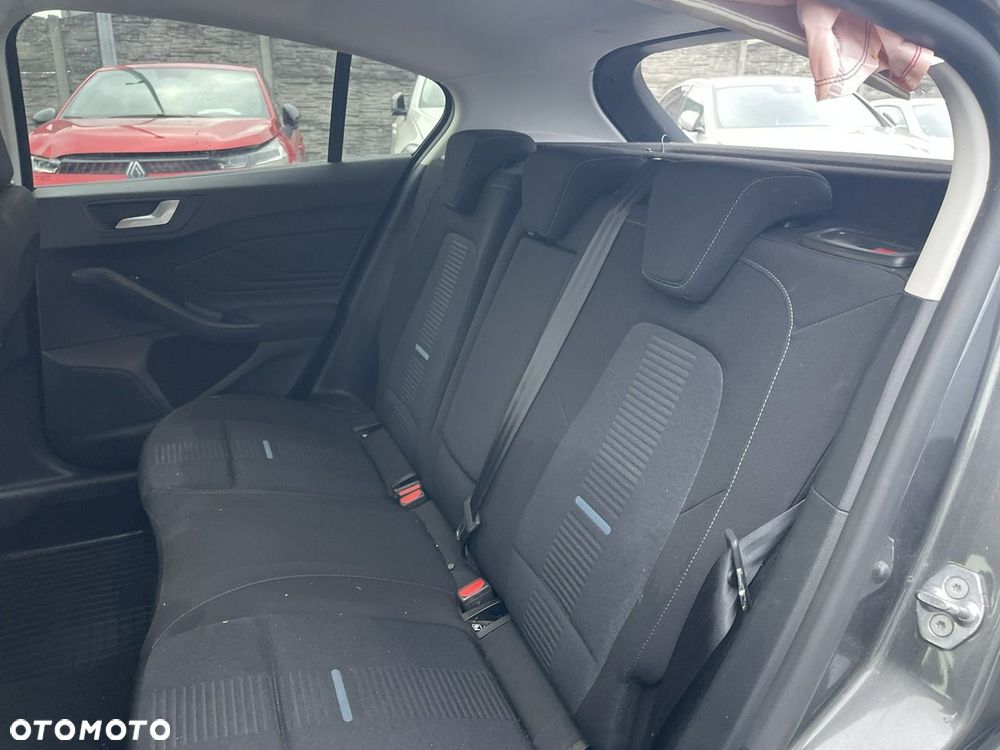 Ford Focus 1.0 EcoBoost Hybrid ST-LINE - 14