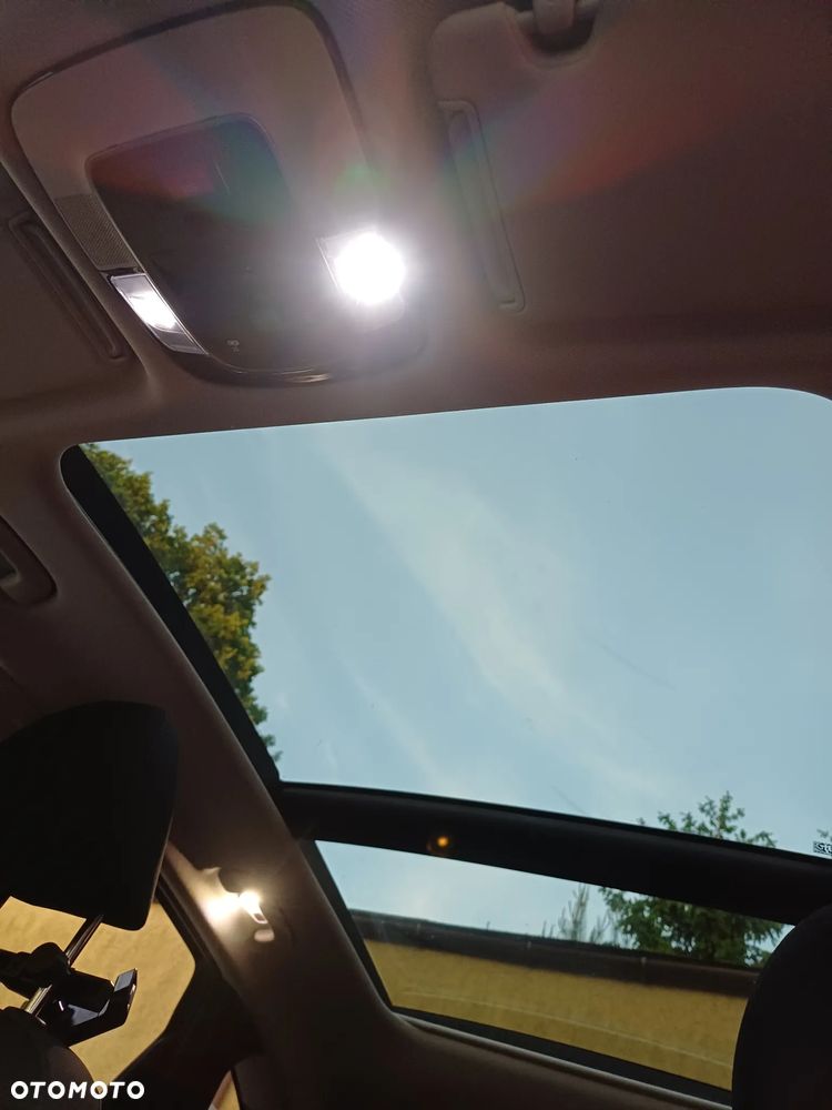 Hyundai Tucson 1.6 T-GDi HEV Executive 4WD - 4