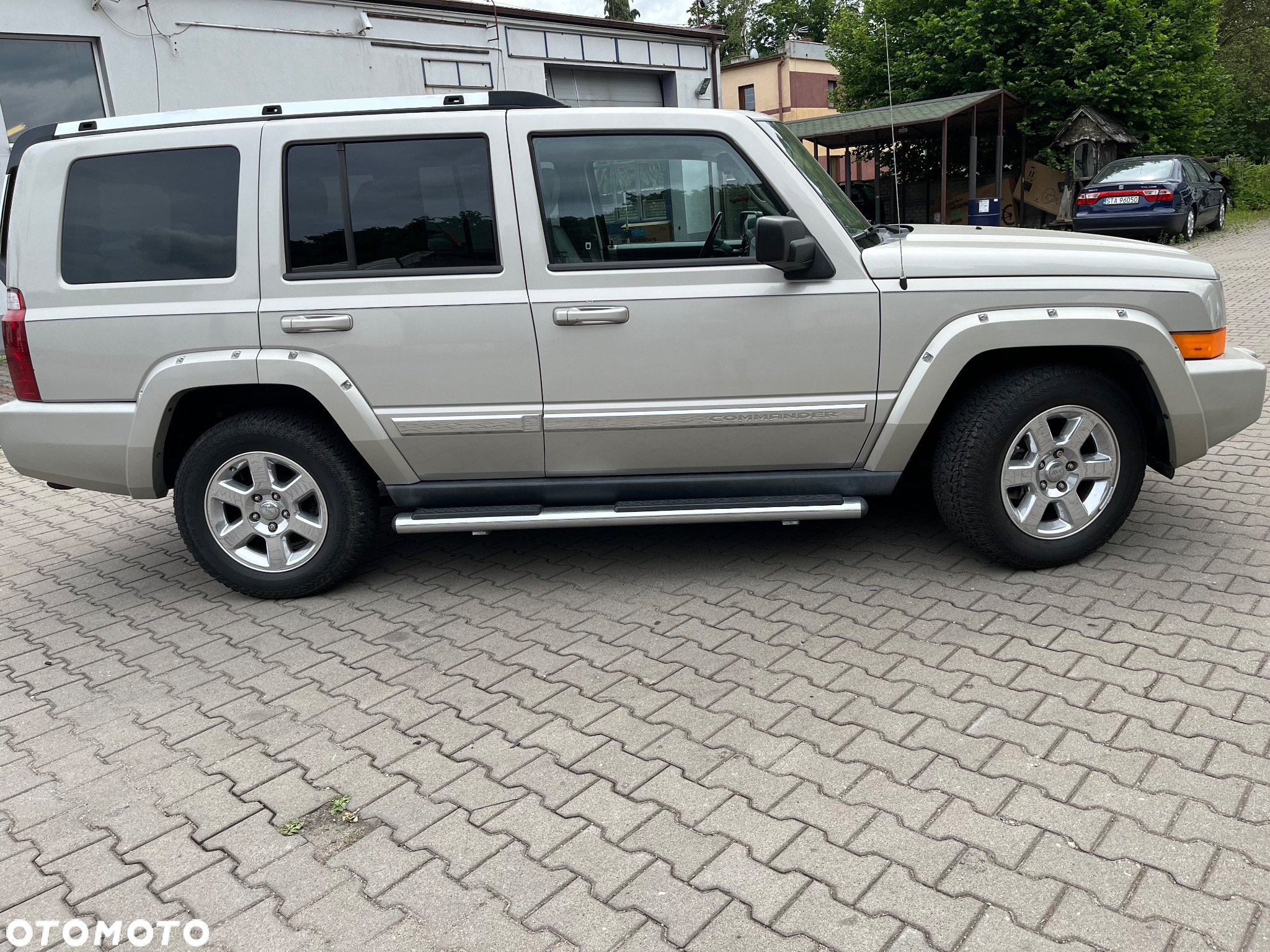 Jeep Commander 5.7 V8 HEMI Automatik Limited - 17