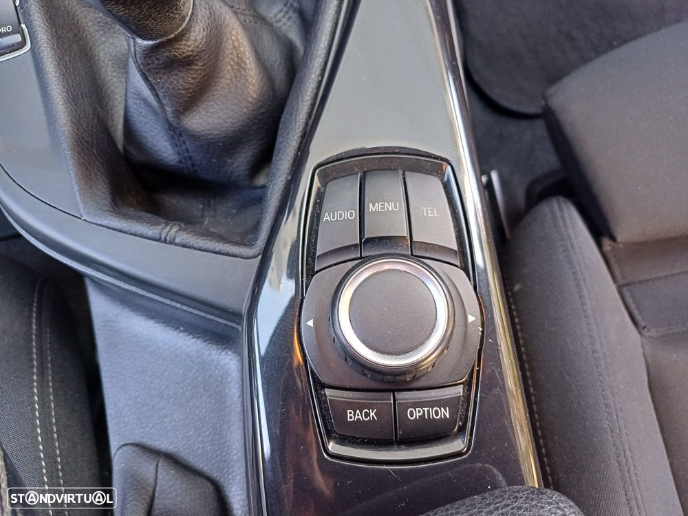 BMW 116 d EDynamics Line Sport - 30