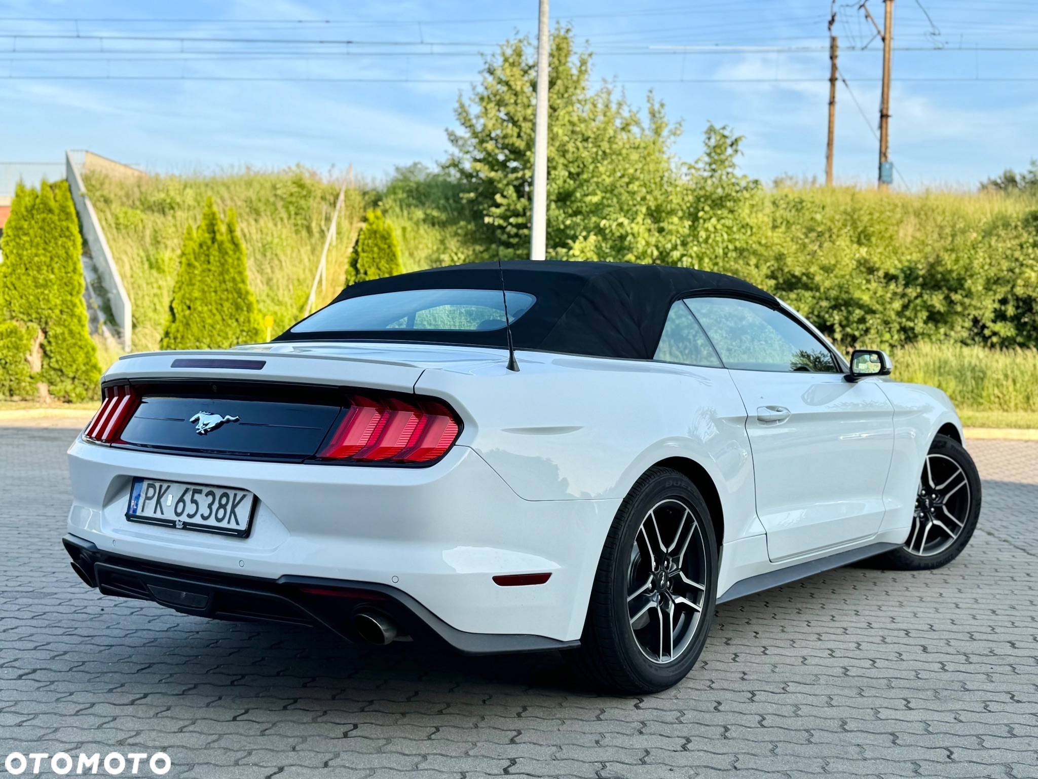 Ford Mustang 2.3 EcoBoost - 10