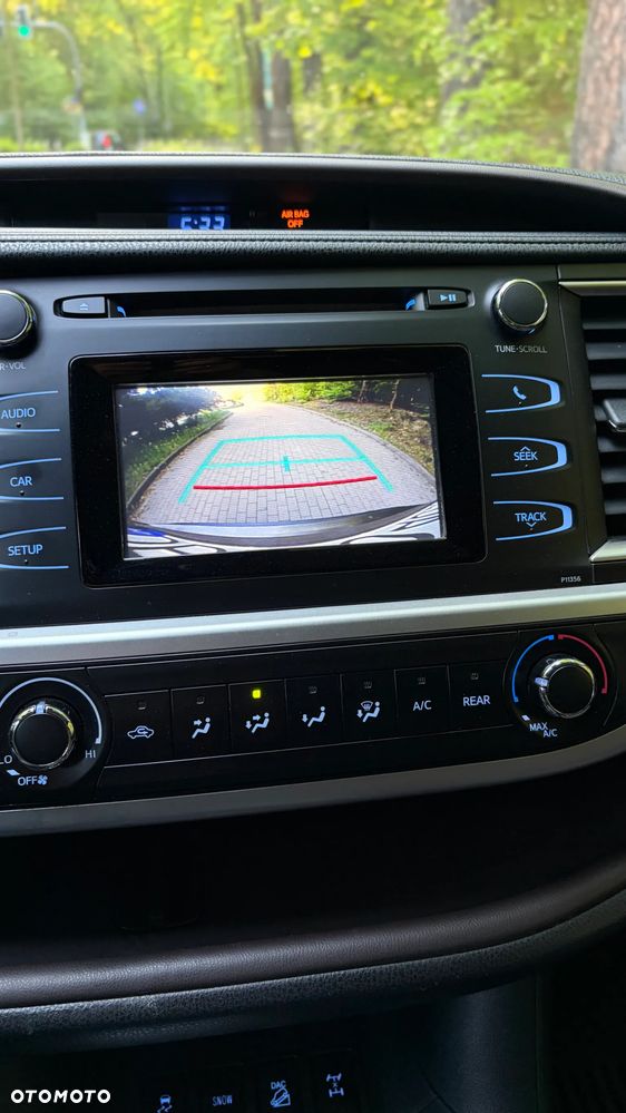 Toyota Highlander - 10