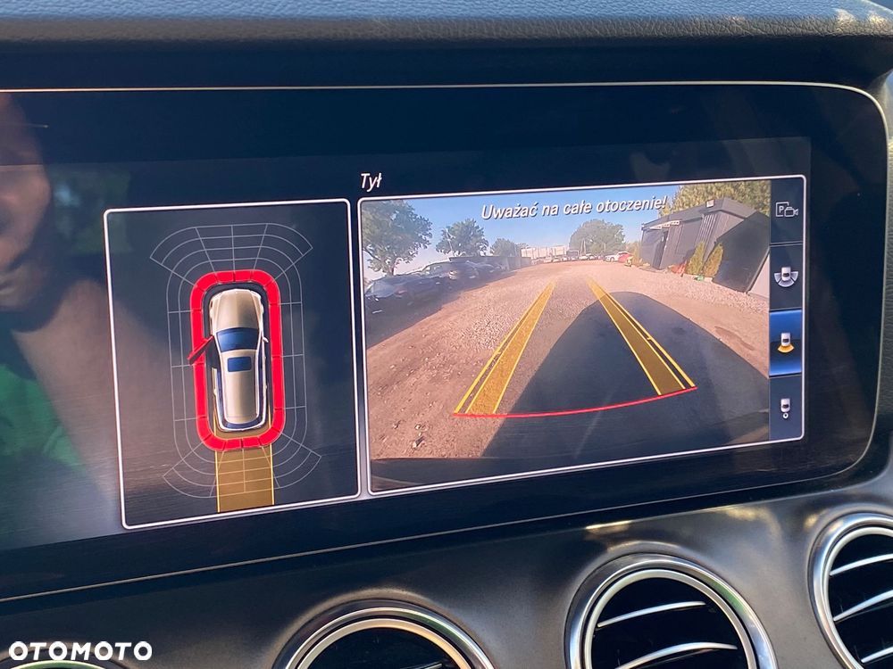 Mercedes-Benz Klasa E - 20