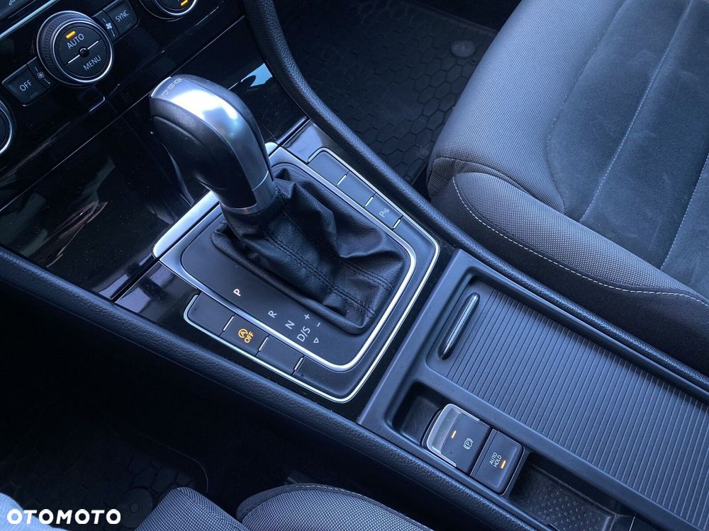 Volkswagen Golf Variant 1.5 TSI BMT Evo Highline DSG - 18