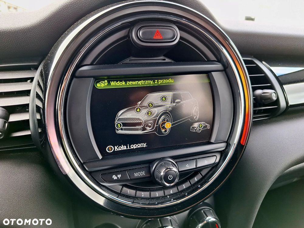 MINI Cooper 60 Years Chili - 34