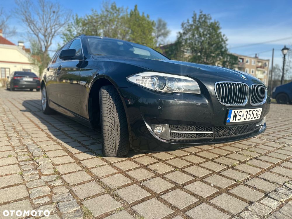 BMW Seria 5 525d Modern Line - 9