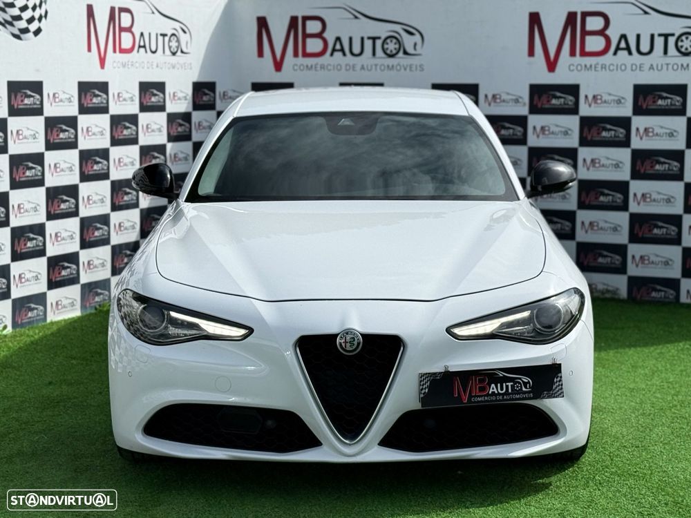 Alfa Romeo Giulia 2.2 D Super AT8 - 15