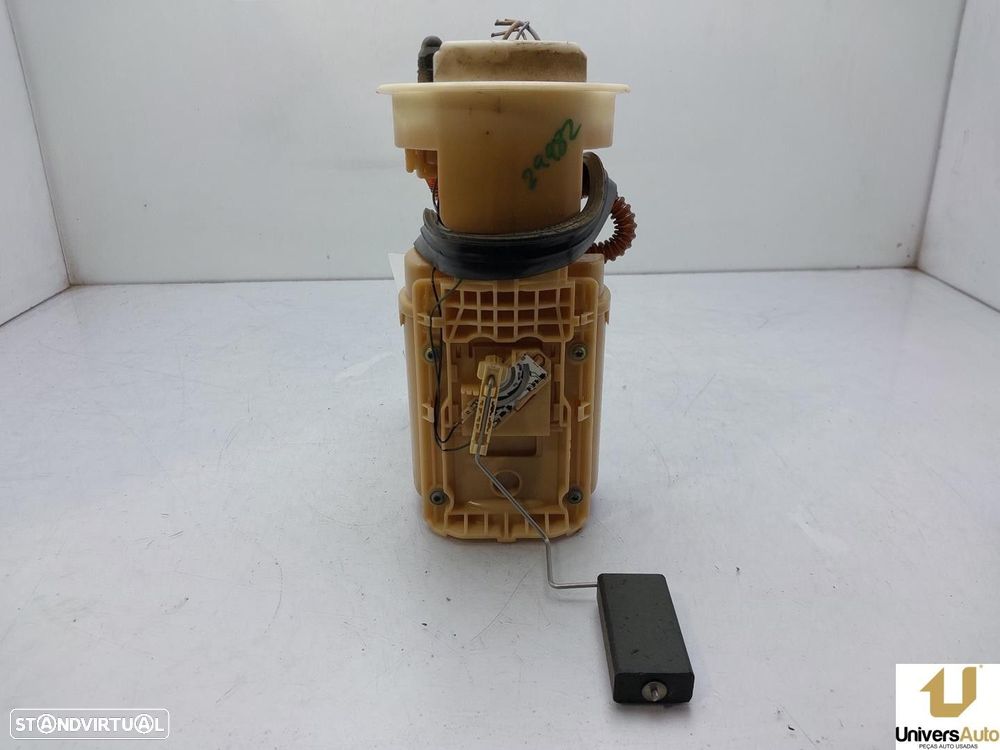 SENSOR DE COMBUSTÍVEL VOLKSWAGEN GOLF IV 2002 -1J0919051H - 1