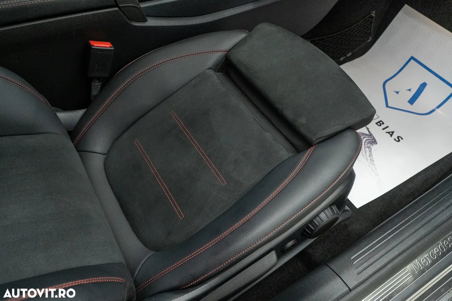 Mercedes-Benz A 180 d 7G-DCT AMG Line - 38