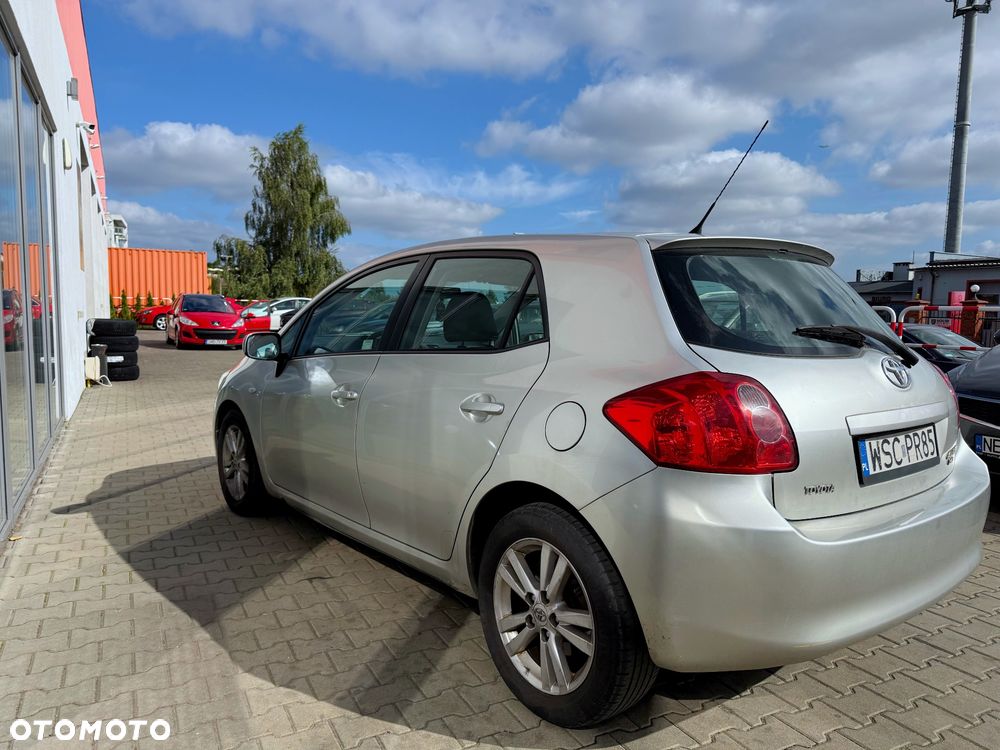 Toyota Auris 2.0 D-4D Luna - 4