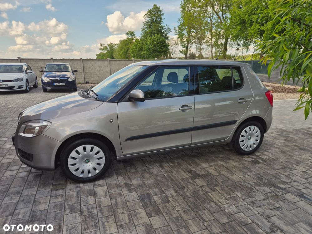 Skoda Fabia 1.2 HTP Elegance - 23