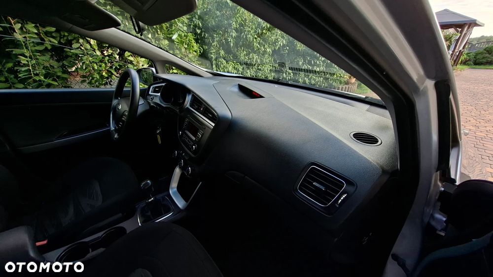 Kia Ceed 1.4 CVVT Attract - 20
