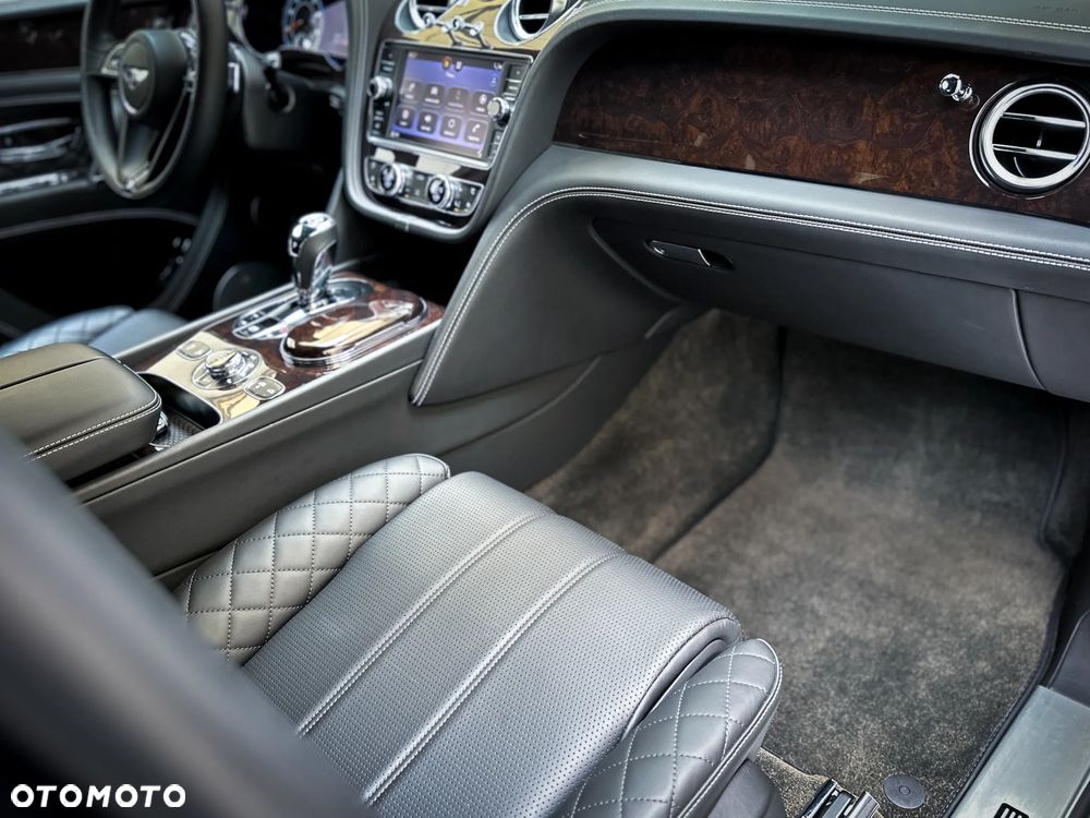Bentley Bentayga W12 - 24