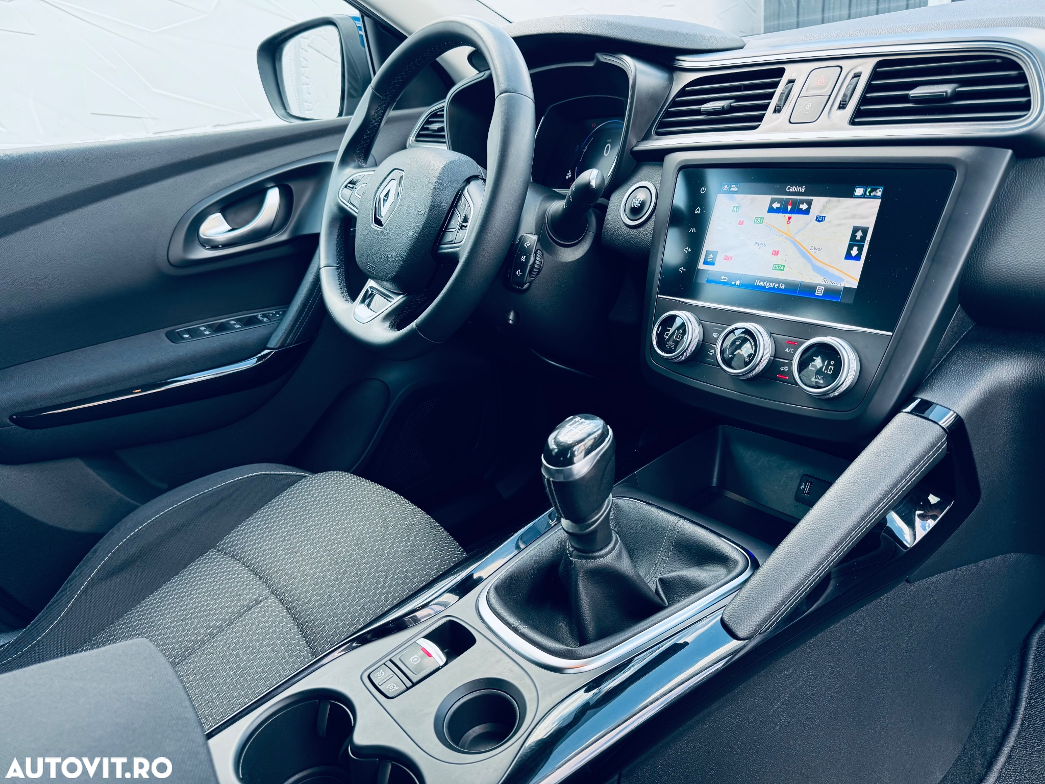 Renault Kadjar BLUE dCi 115 BUSINESS EDITION - 20