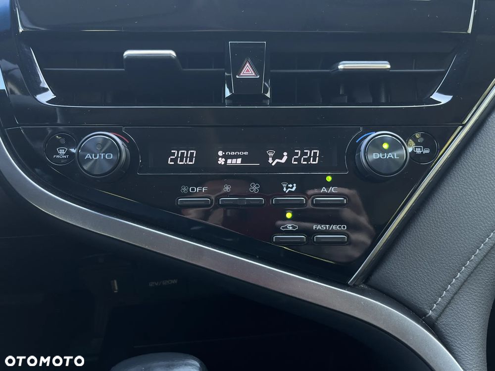 Toyota Camry 2.5 Hybrid Comfort CVT - 19