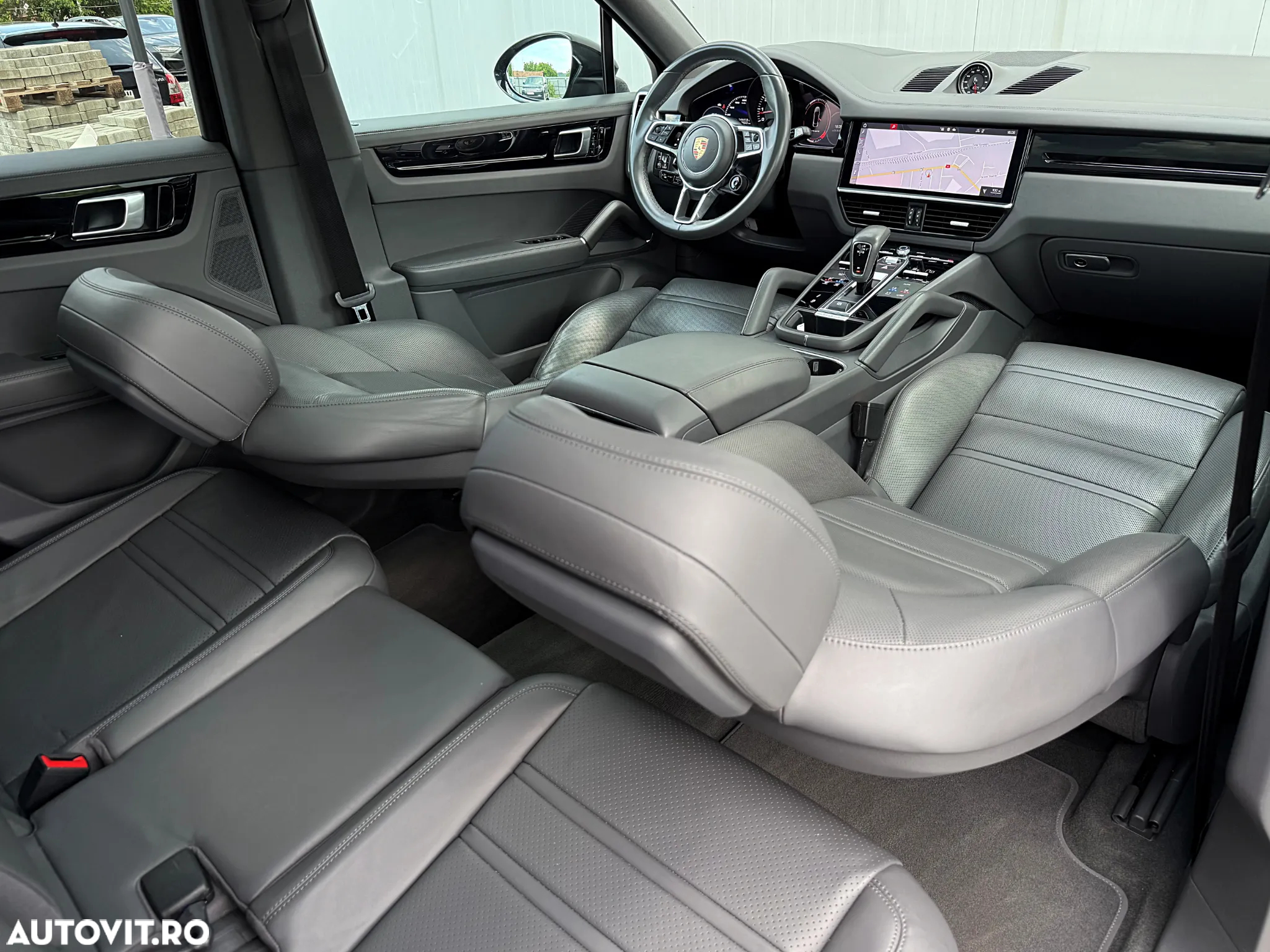 Porsche Cayenne Coupe Tiptronic S - 17