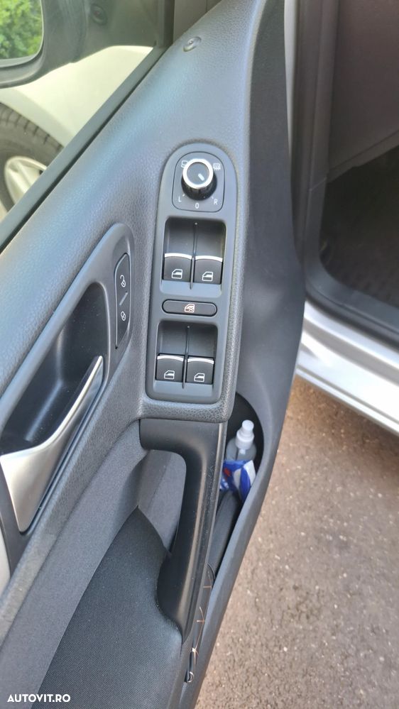 Volkswagen Golf 1.4 TSI Sportline DSG - 19