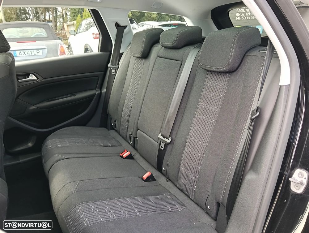 Peugeot 308 SW 1.2 PureTech GT Line - 24