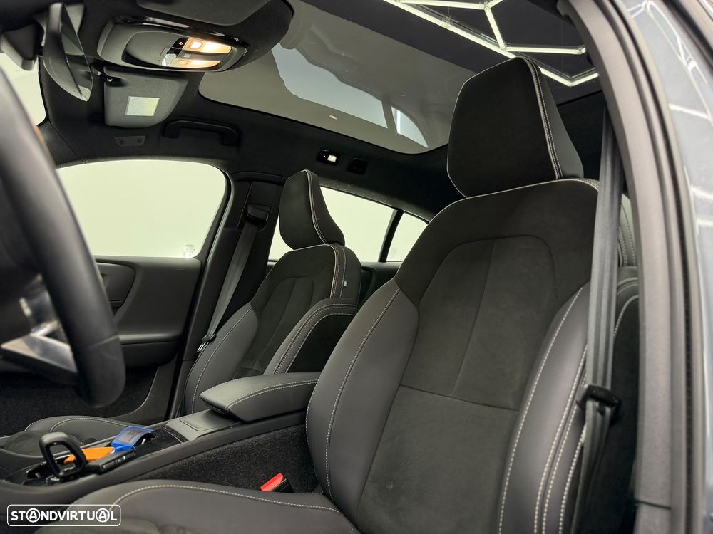 Volvo C40 Recharge Twin Motor Ultimate - 19
