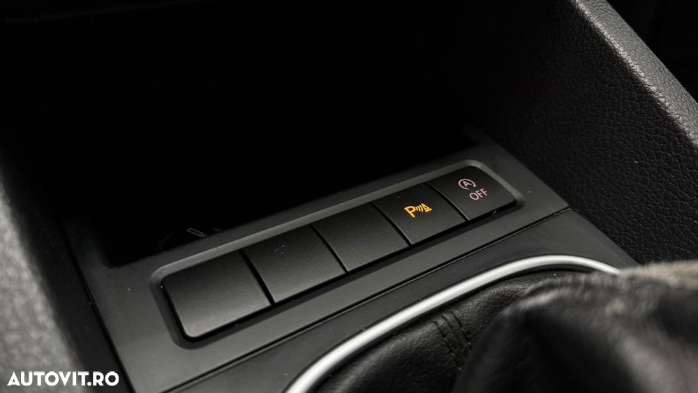 Volkswagen Jetta 1.2 TSI Comfortline - 26