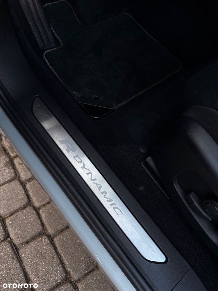 Land Rover Range Rover Evoque D180 R-Dynamic SE - 28