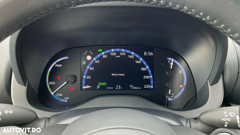 Toyota Yaris Cross 1.5 VVT-i HSD 4x2 Dynamic - 15