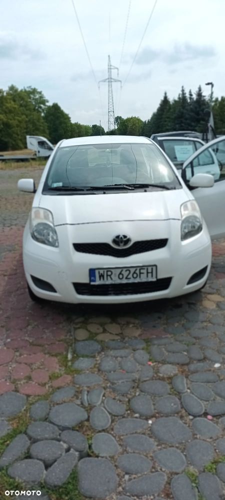 Toyota Yaris - 1