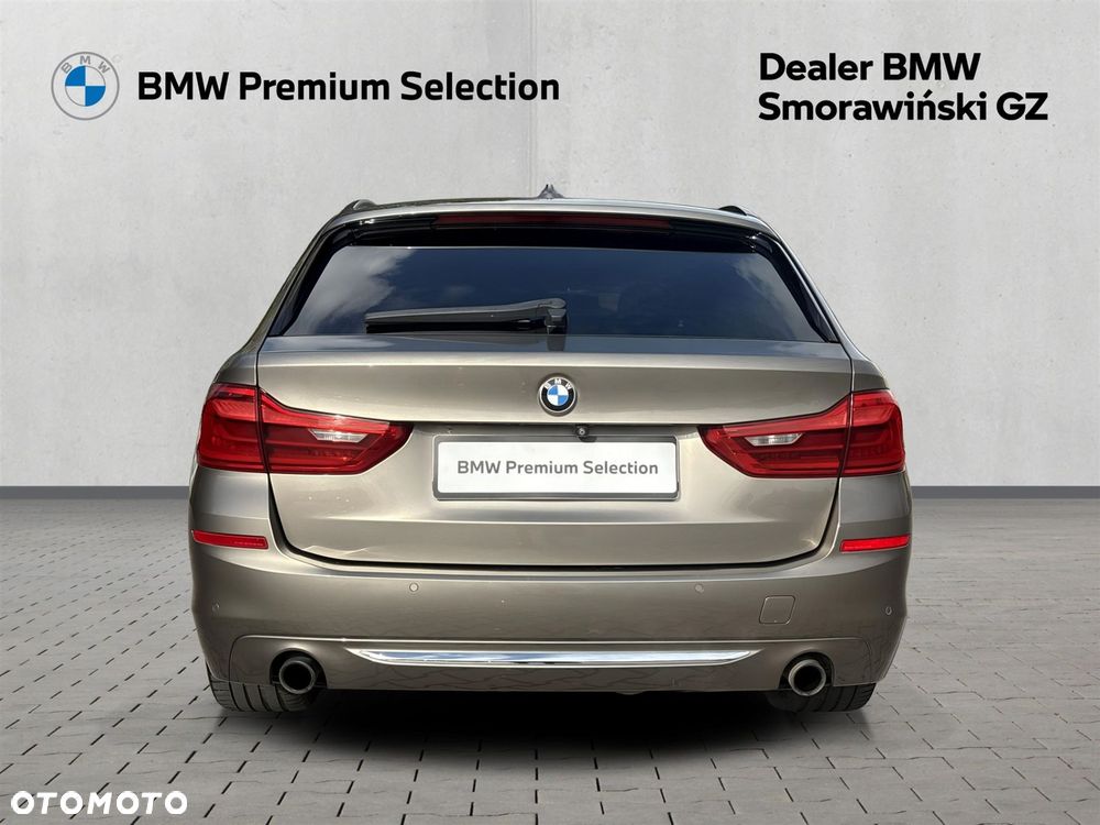 BMW Seria 5 530d xDrive - 26