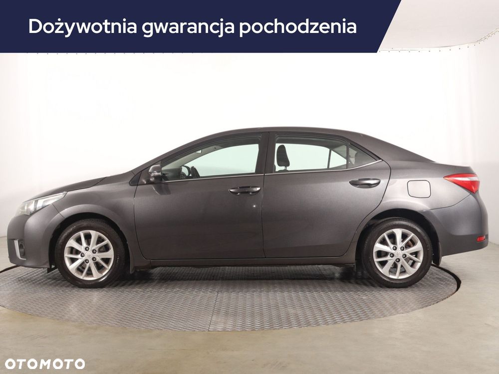Toyota Corolla - 4