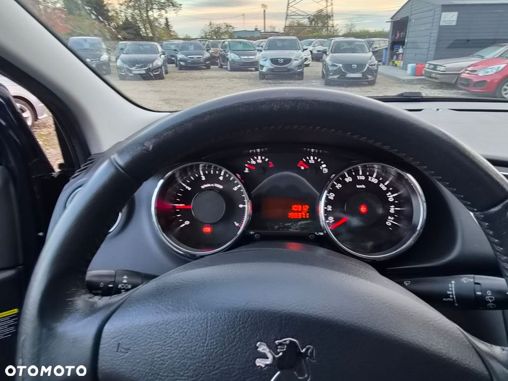 Peugeot 3008 1.6 Premium - 14