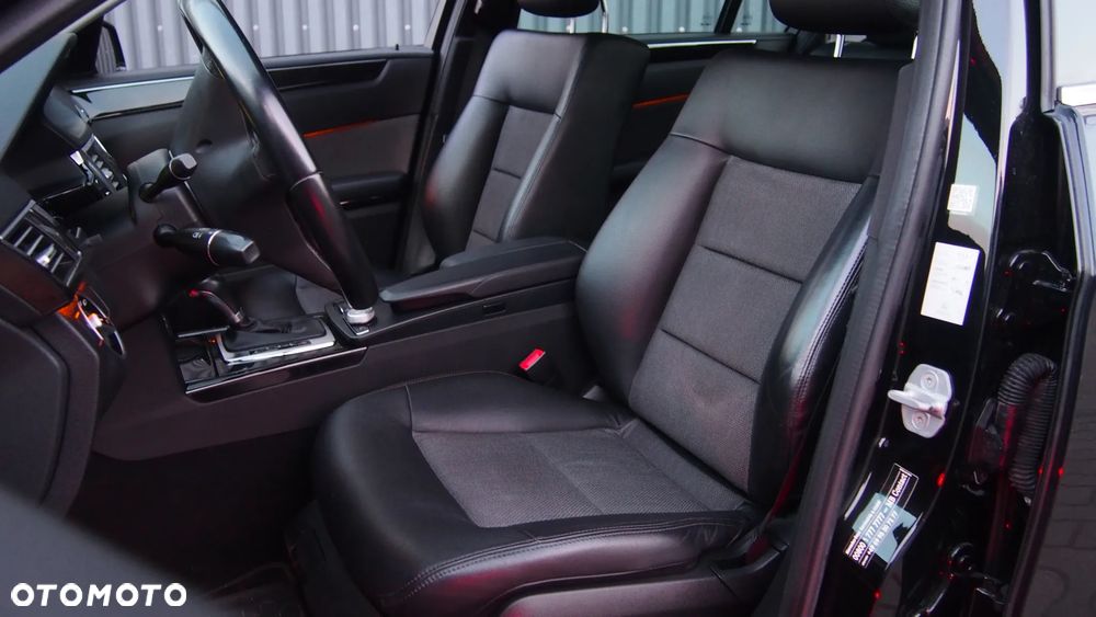 Mercedes-Benz Klasa E 200 CGI BlueEFFICIENCY Automatik Avantgarde - 17