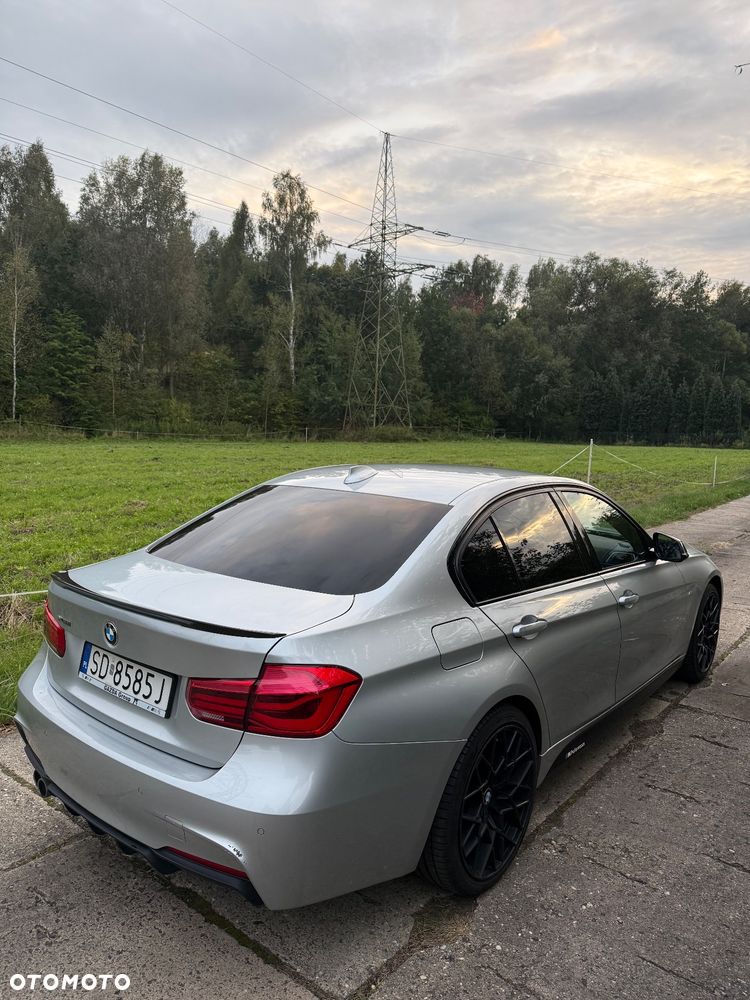 BMW Seria 3 320d xDrive Sport Line - 4