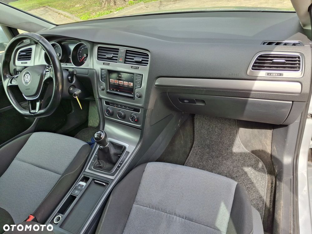 Volkswagen Golf 1.2 TSI BlueMotion Technology Comfortline - 30
