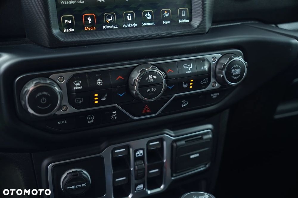 Jeep Wrangler 3.6 Unlim Sahara - 39