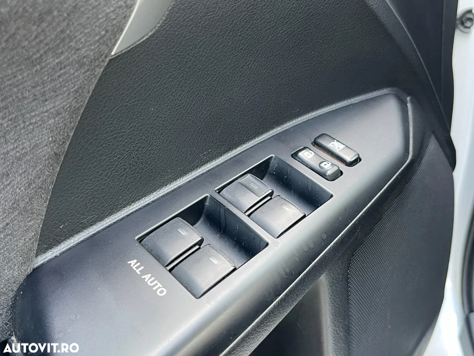 Lexus CT 200h Impression Line - 11